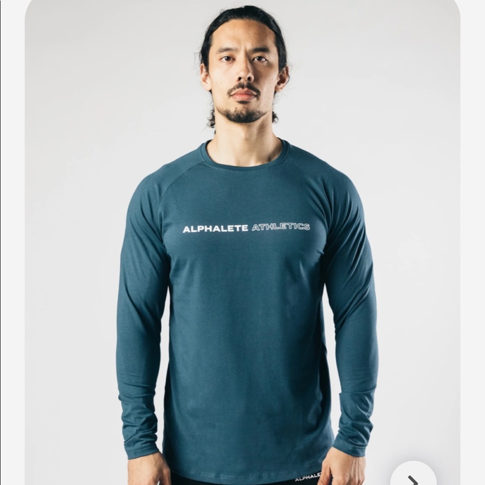Alphalete Long Sleeve Tee Fitted Cyclone